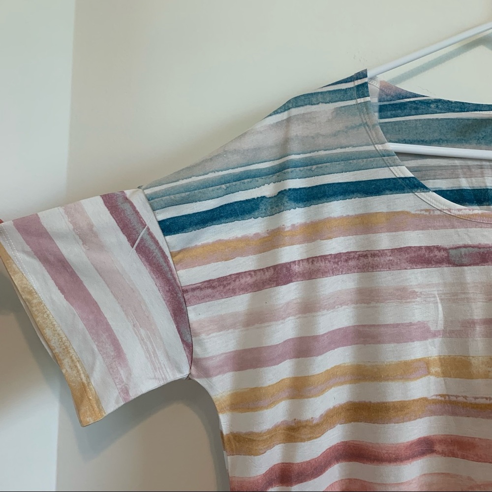 EST. 1946 Multicolored Striped Shirt with Tie in Front, Size Xlarge - Picture 4 of 5
